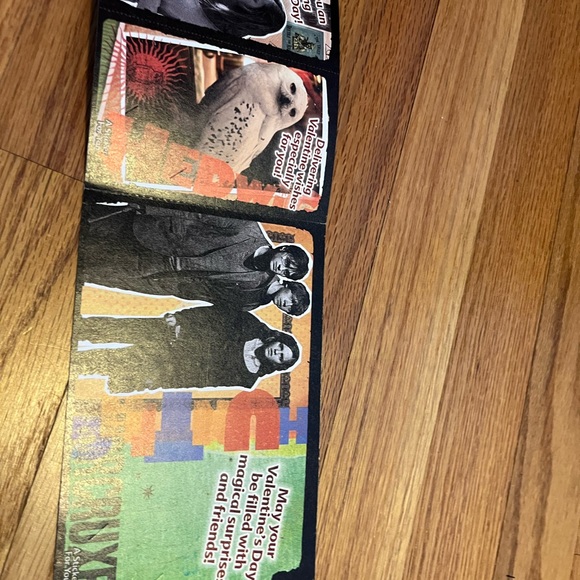 A  set of 14  unused  new class Harry potter vintage valentines. - Picture 5 of 11